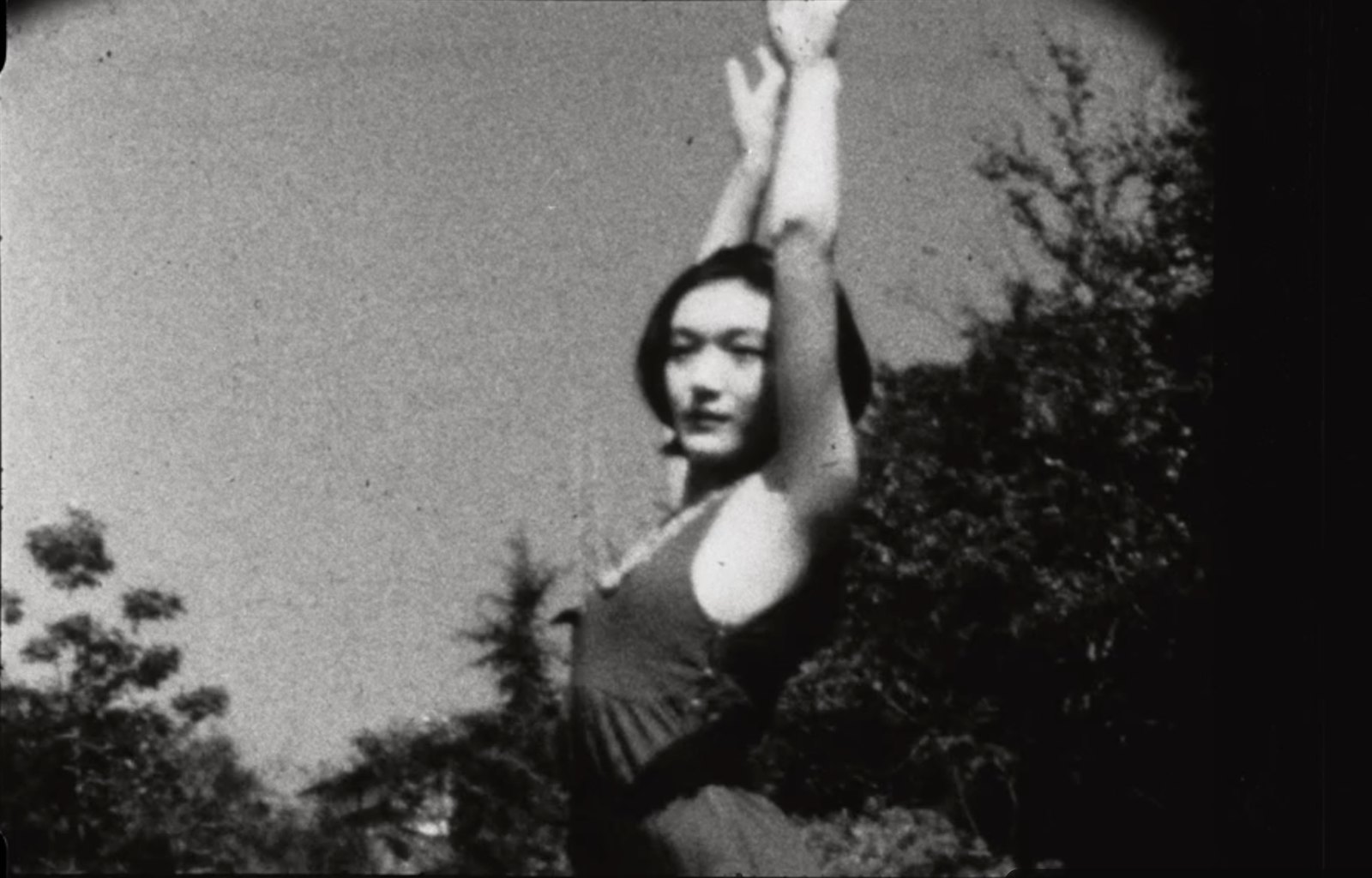 《鄧南光之風景寫真》中的〈芭蕾舞〉一段（圖/ 影視聽中心提供）